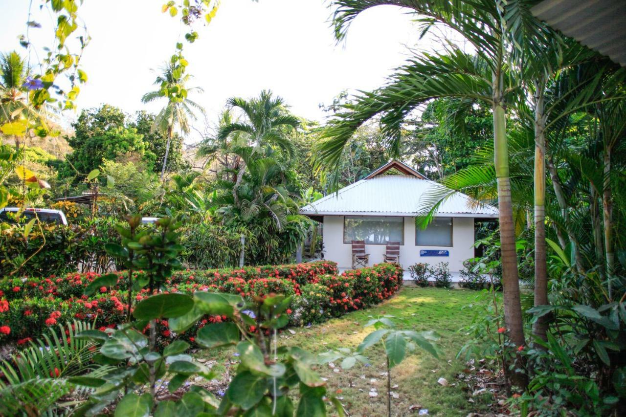 Casa Cecilia Beach Front Playa Santa Teresa  Екстер'єр фото